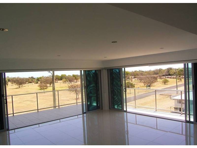 11 McCavanagh Street, Bargara QLD 4670