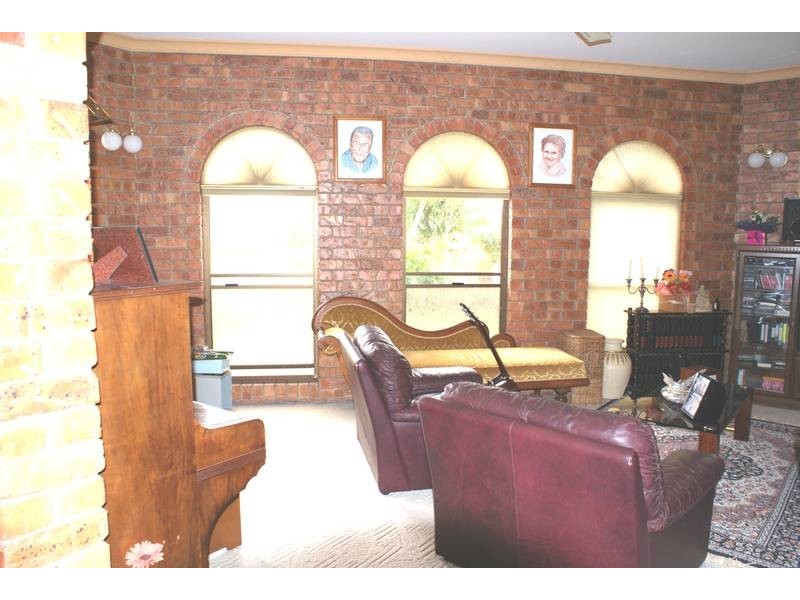 1 Phillips Street, Bundaberg North QLD 4670
