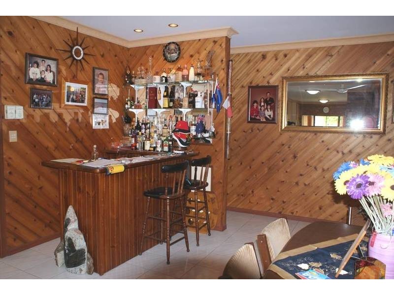 1 Phillips Street, Bundaberg North QLD 4670