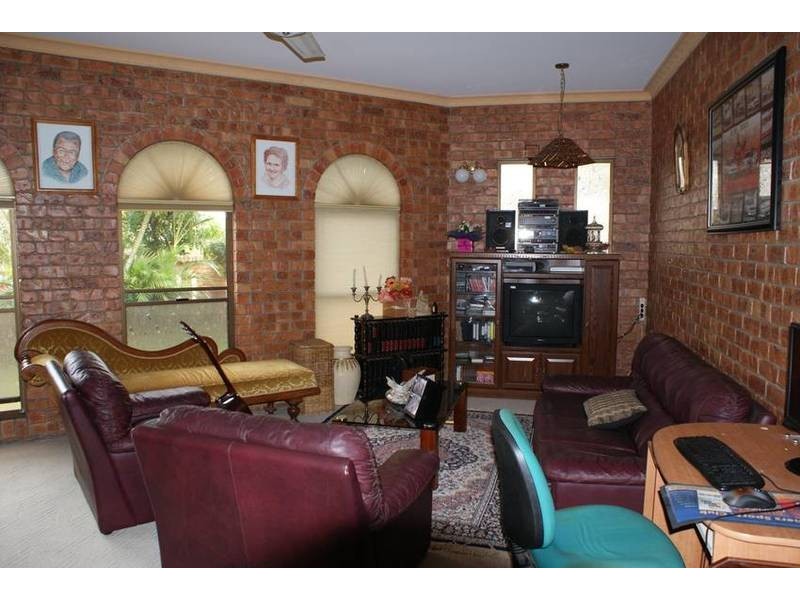 1 Phillips Street, Bundaberg North QLD 4670