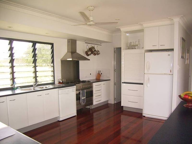14 Rustic Road, Sharon QLD 4670