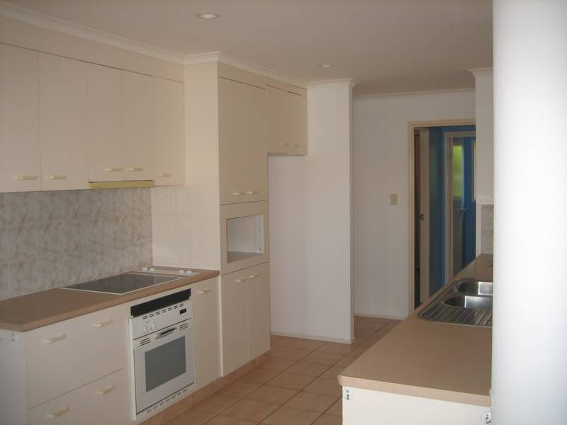 11 Lakeside Close, Bargara QLD 4670