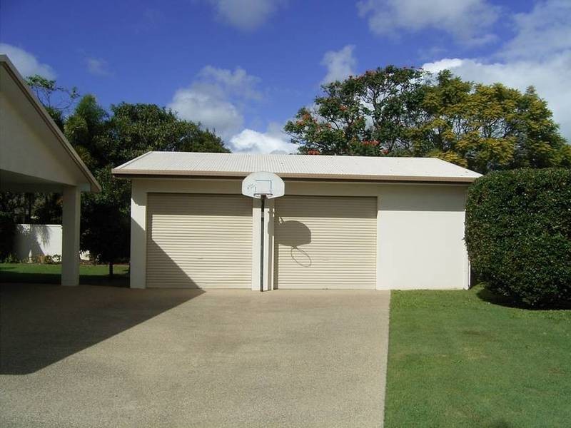 40 Avenell Street, Avenell Heights QLD 4670