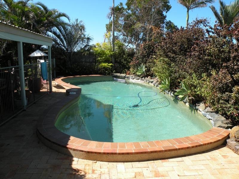 8 Wilfred Street, Bargara QLD 4670