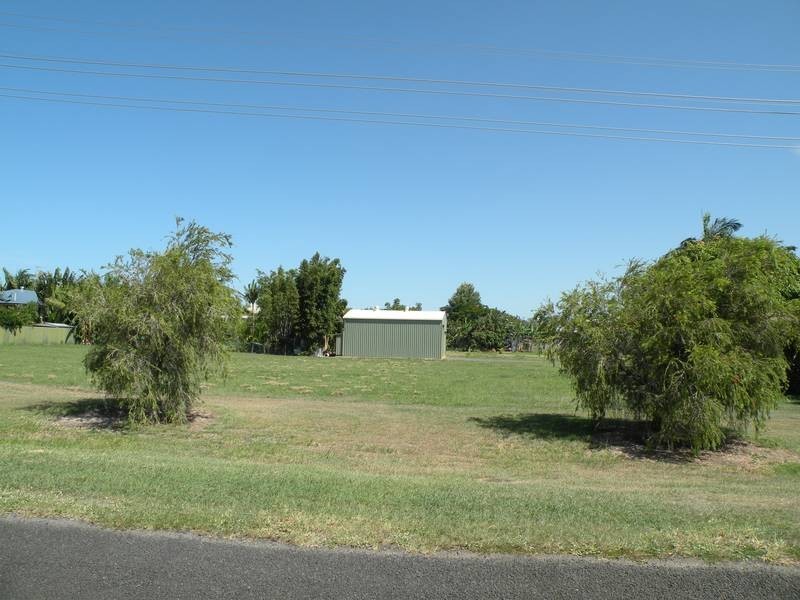 16 Duffy Street, Burnett Heads QLD 4670