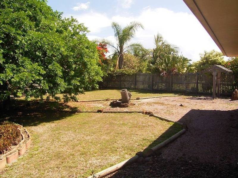 6 Hawaii Court, Bargara QLD 4670