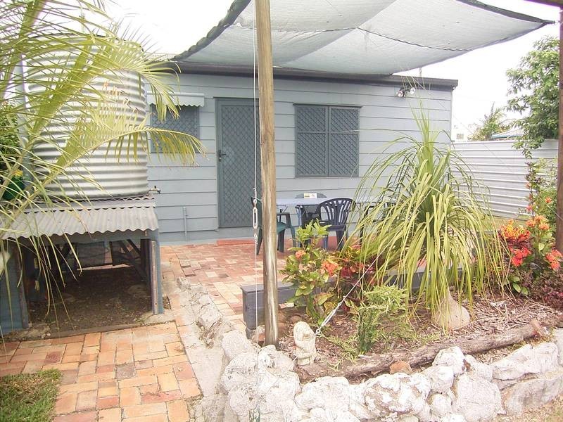 18 Hills Street, Bundaberg East QLD 4670