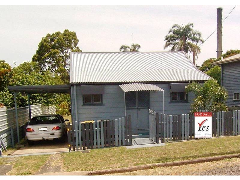 18 Hills Street, Bundaberg East QLD 4670