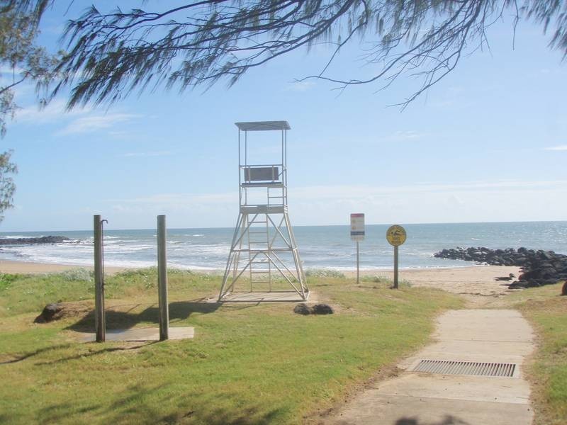 15 Ocean Street, Burnett Heads QLD 4670