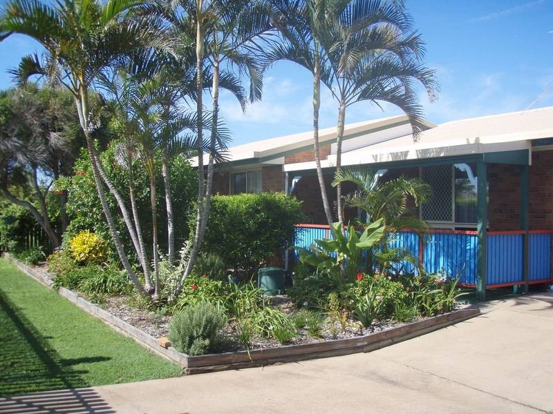 15 Ocean Street, Burnett Heads QLD 4670
