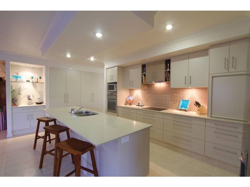 6 Baker-Finch, Bargara QLD 4670