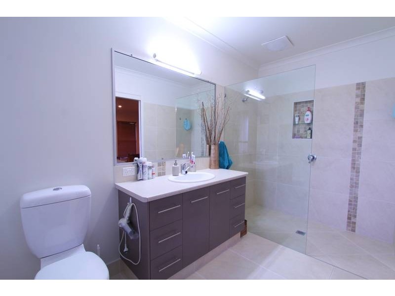 6 Baker-Finch, Bargara QLD 4670