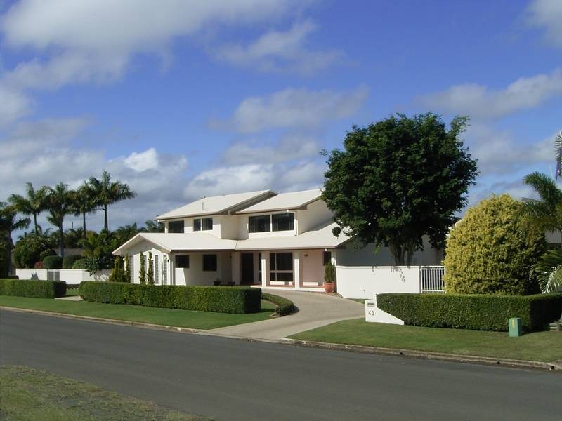 40 Avenell St, Avenell Heights QLD 4670
