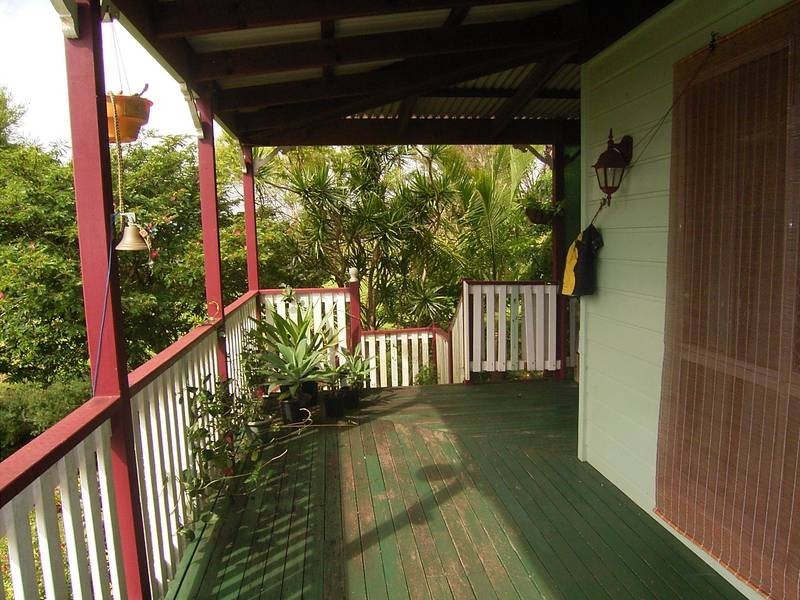 17 Grotherr St, Qunaba QLD 4670