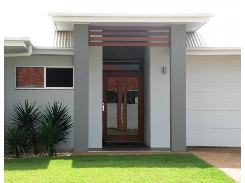 6 Chantilly St, Bargara QLD 4670