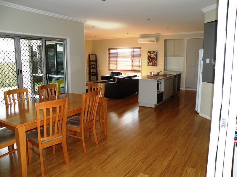 6 Chantilly St, Bargara QLD 4670
