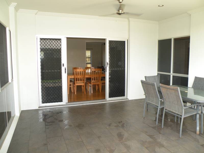 6 Chantilly St, Bargara QLD 4670