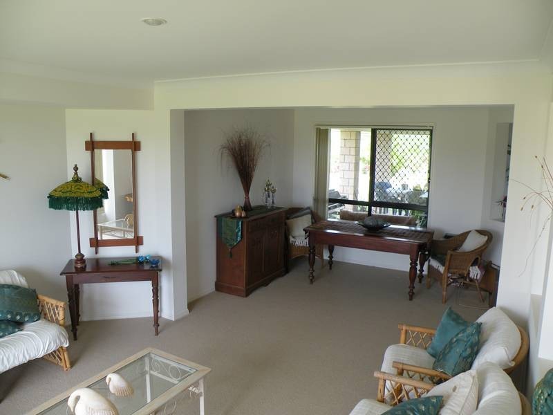 18 Neptune Street, Burnett Heads QLD 4670