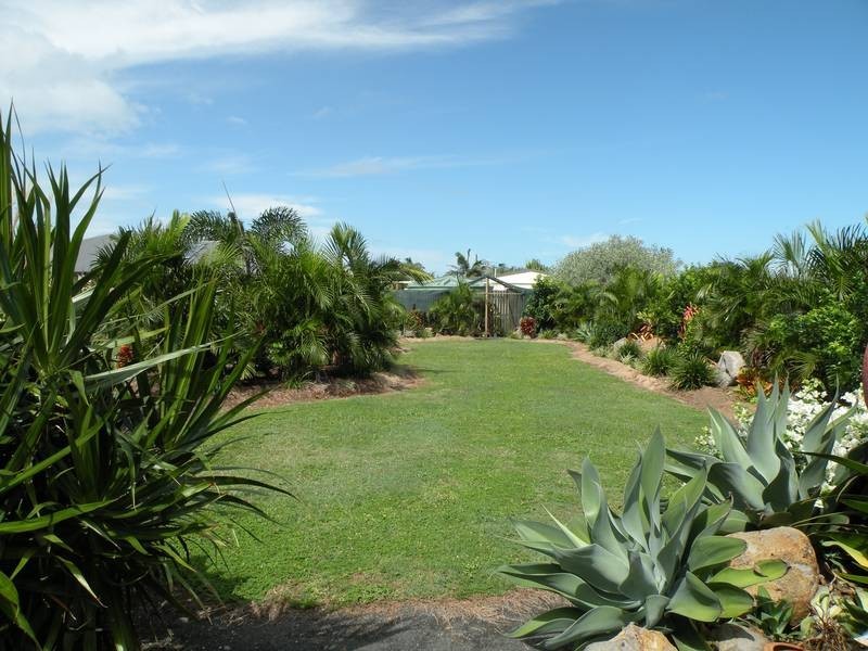 18 Neptune Street, Burnett Heads QLD 4670