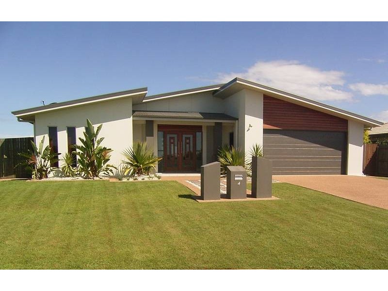 4 Amber Close, Bargara QLD 4670