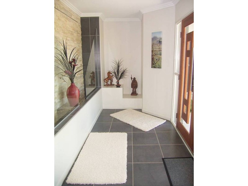 4 Amber Close, Bargara QLD 4670