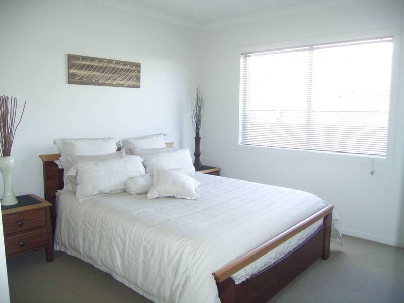 2 Parkside Parade, Bargara QLD 4670