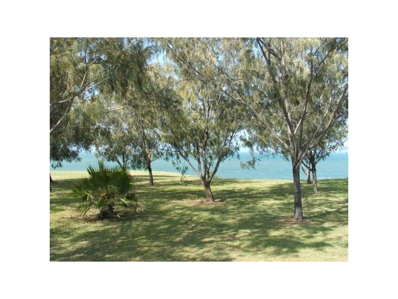 Coral Cove QLD 4670