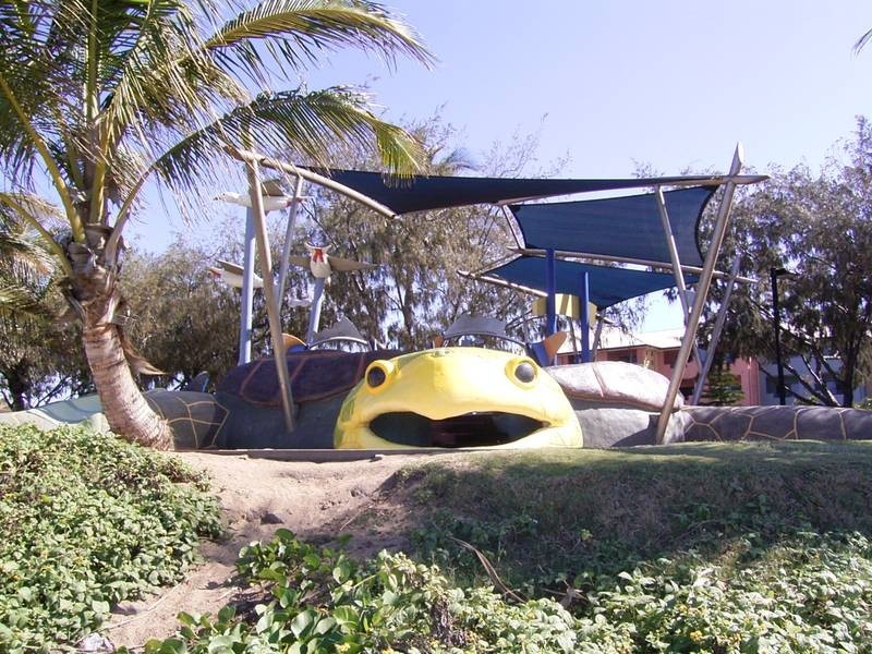 26 Heathwood Crescent, Qunaba QLD 4670