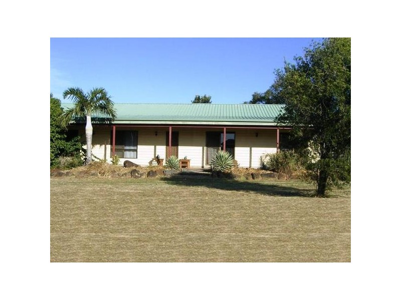 4 Pandanus Cr, Innes Park QLD 4670