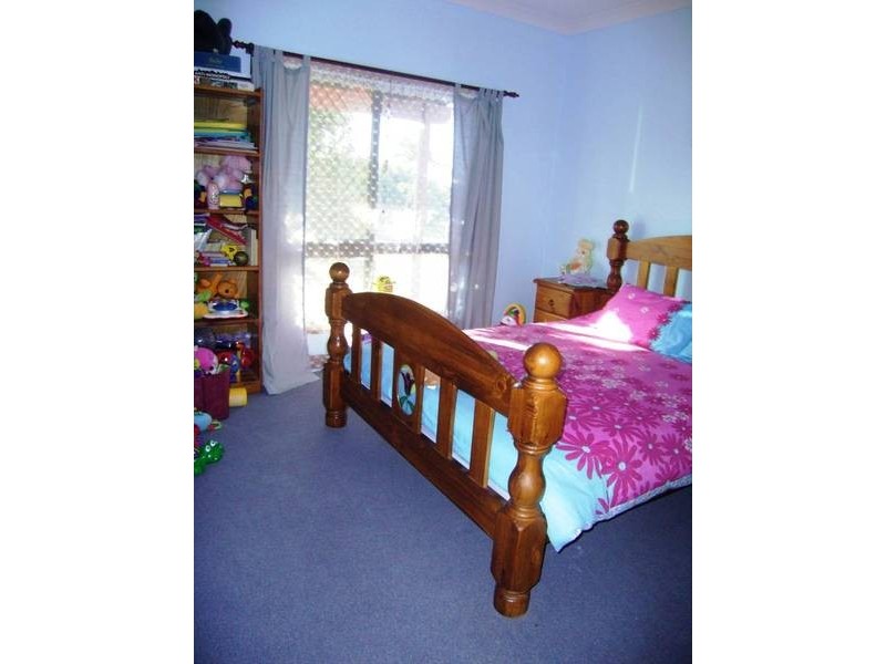 4 Pandanus Cr, Innes Park QLD 4670