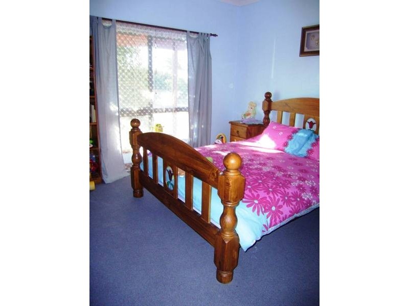 4 Pandanus Cr, Innes Park QLD 4670