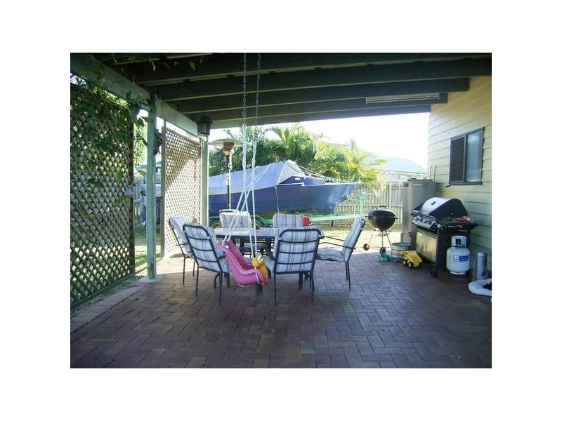 4 Pandanus Cr, Innes Park QLD 4670