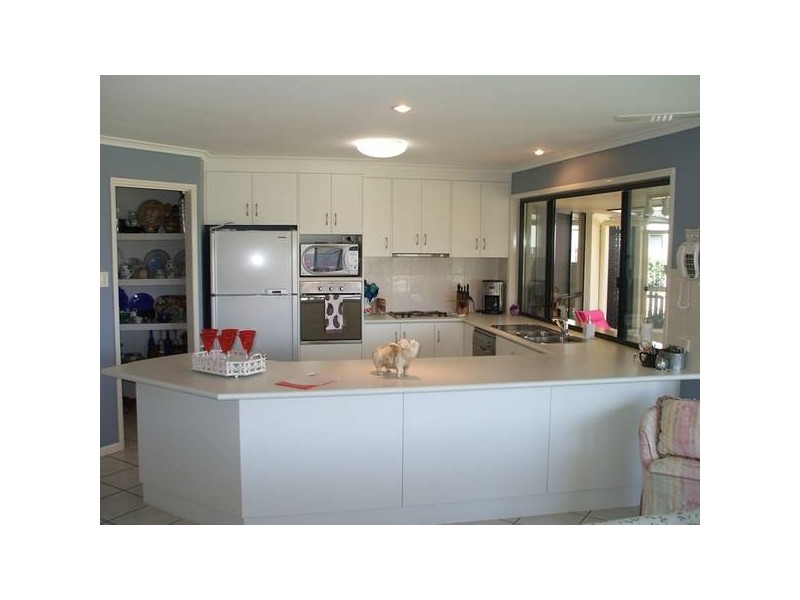 19 Chantelle, Coral Cove QLD 4670