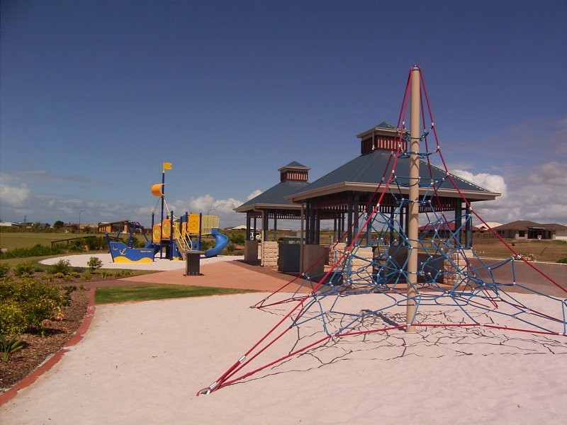 5 Amber, Bargara QLD 4670