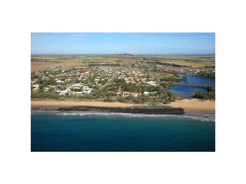 18 Andy Kemp Pl, Bargara QLD 4670