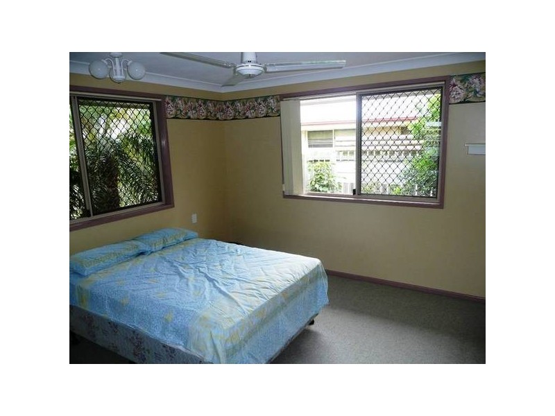 18 Andy Kemp Pl, Bargara QLD 4670