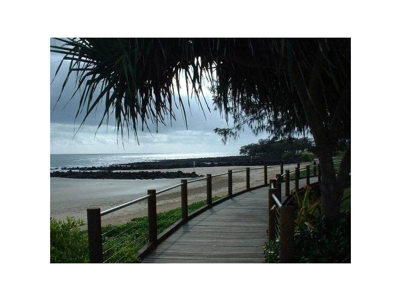 14 Andy Kemp Pl, Bargara QLD 4670