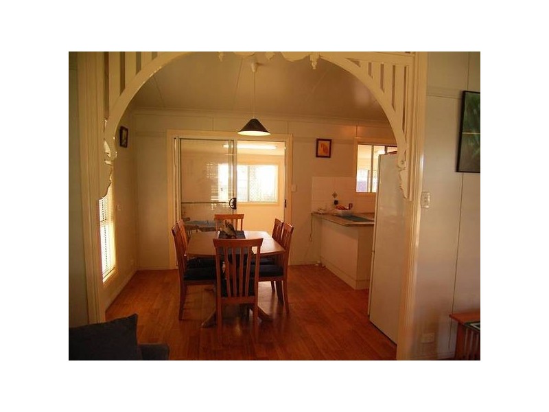 34 Shelley St, Burnett Heads QLD 4670