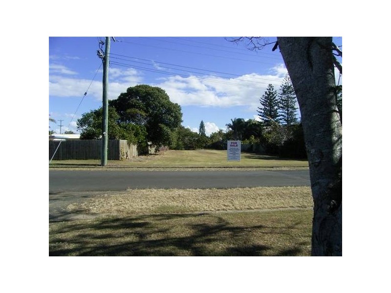 13 Holland St, Bargara QLD 4670