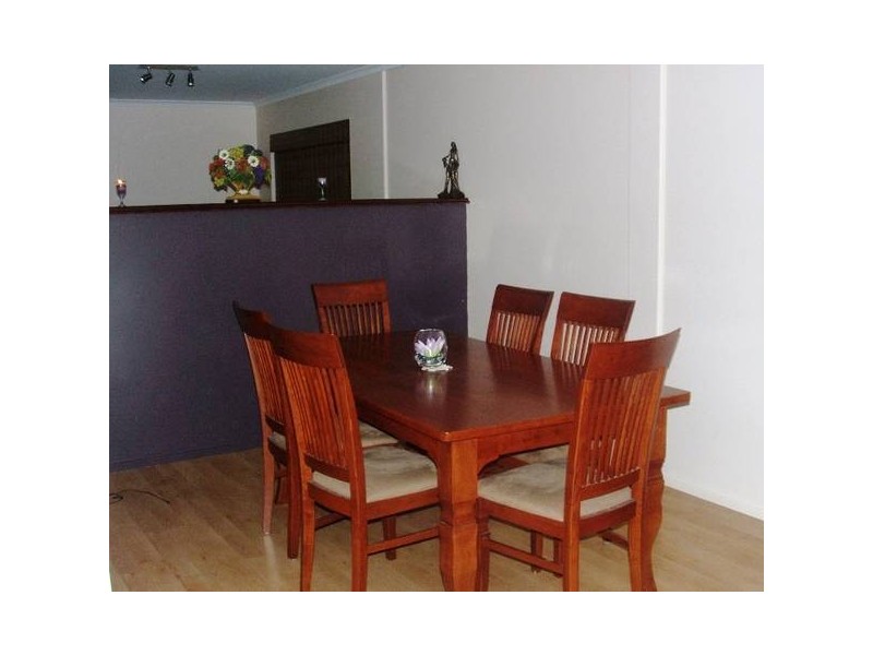 369 Windermere Rd, Qunaba QLD 4670