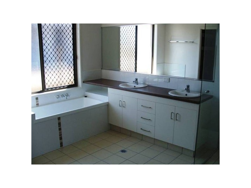7 Fierro Dr, Bargara QLD 4670
