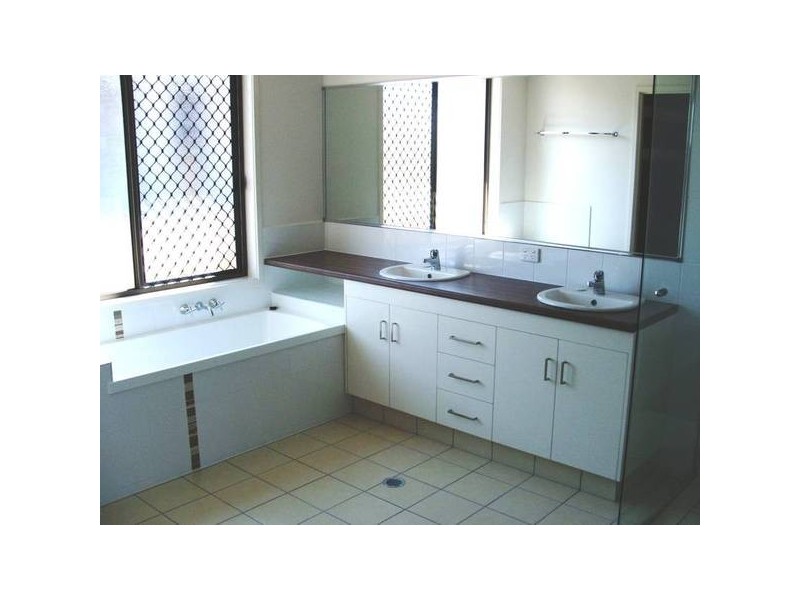 7 Fierro Dr, Bargara QLD 4670