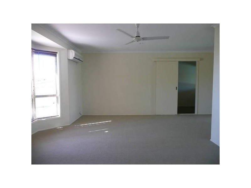 10 Solander St, Bargara QLD 4670