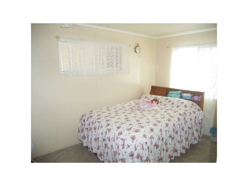 Avenell Heights QLD 4670