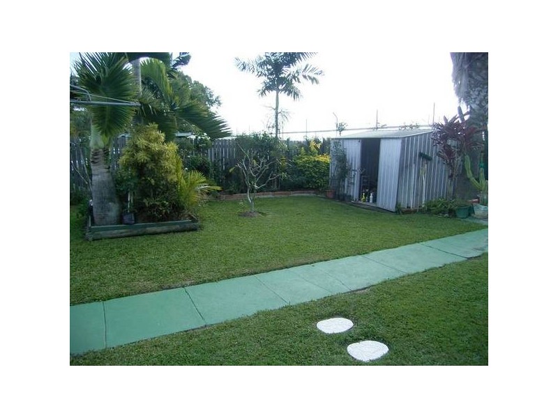 Avenell Heights QLD 4670