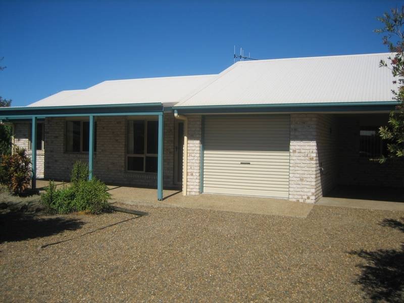11 Grevillia Ave, Innes Park QLD 4670