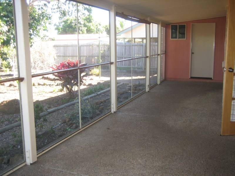 11 Grevillia Ave, Innes Park QLD 4670