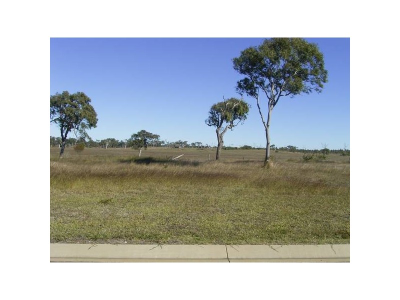 4 Ashley Pl, Innes Park QLD 4670