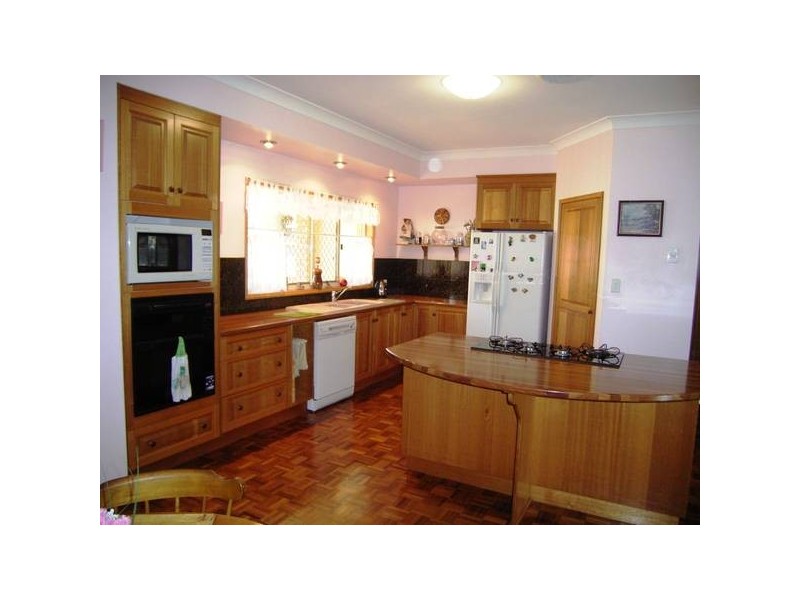 21 Panorama Drive, Qunaba QLD 4670