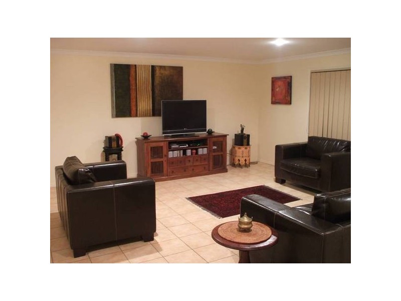 6 Landsborough St, Bargara QLD 4670